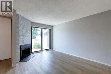 37, 3015 51 Street SW Calgary Alberta photo 6
