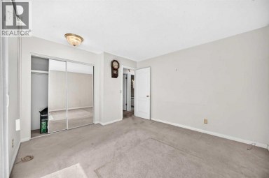 6437 Coach Hill Road SW Calgary Alberta photo 13
