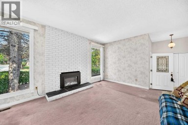 6437 Coach Hill Road SW Calgary Alberta photo 4