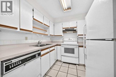 6437 Coach Hill Road SW Calgary Alberta photo 9