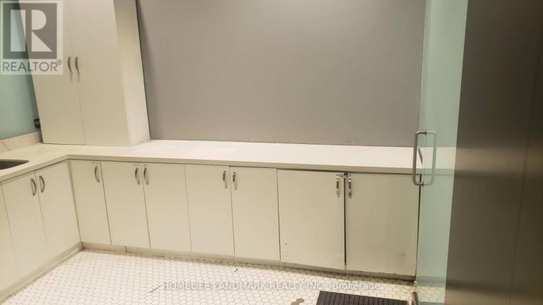 163 - 4750 YONGE STREET, Toronto (Lansing-Westgate), Ontario, M2N5M6