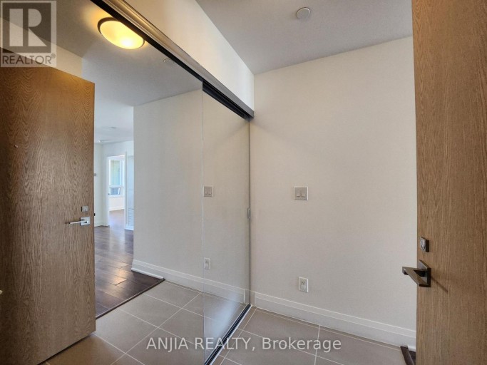 901 - 18 UPTOWN DRIVE, Markham (Unionville), Ontario, L3R5M5