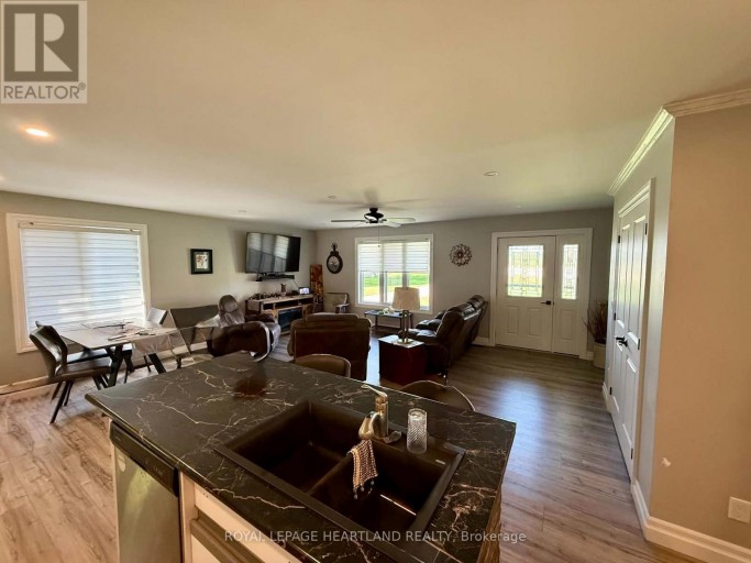 315 MAIN STREET, Lambton Shores (Thedford), Ontario, N0M2N0