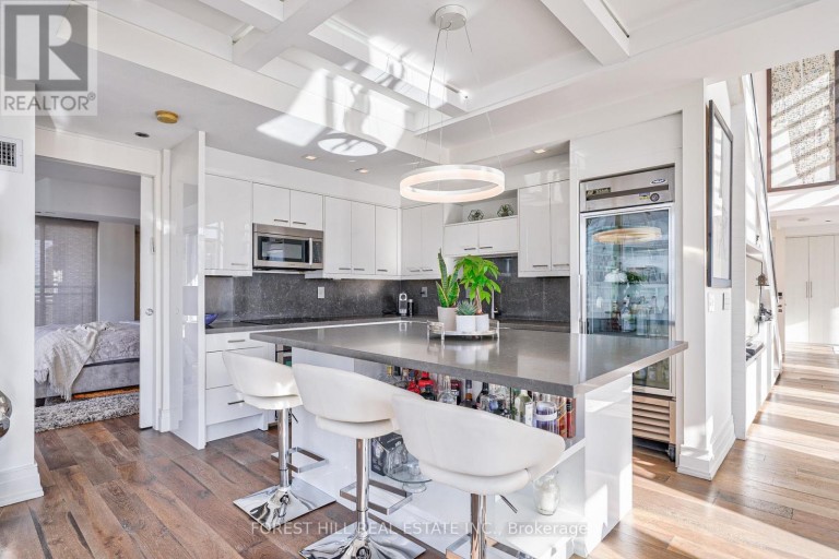 PH2701 - 8 COLBORNE STREET, Toronto (Church-Yonge Corridor), Ontario, M5E1A1