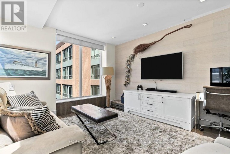 PH2701 - 8 COLBORNE STREET, Toronto (Church-Yonge Corridor), Ontario, M5E1A1