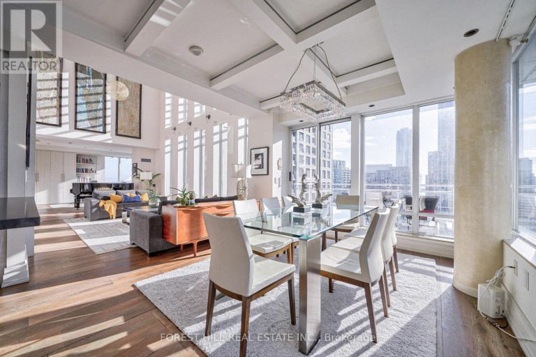 PH2701 - 8 COLBORNE STREET, Toronto (Church-Yonge Corridor), Ontario, M5E1A1