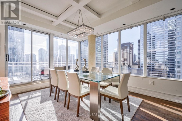 PH2701 - 8 COLBORNE STREET, Toronto (Church-Yonge Corridor), Ontario, M5E1A1