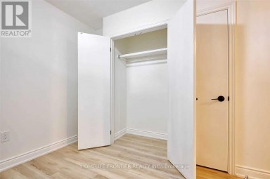 101 - 291 SCARLETT ROAD Toronto (Rockcliffe-Smythe) Ontario photo 14