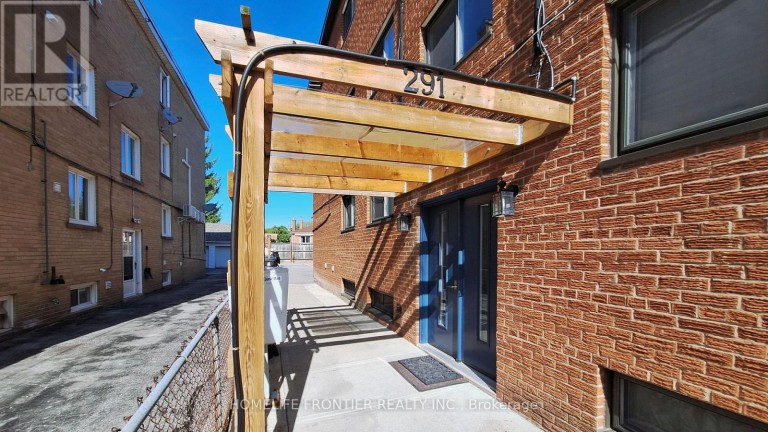 101 - 291 SCARLETT ROAD, Toronto (Rockcliffe-Smythe), Ontario, M6N4L1