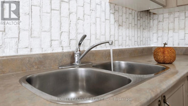 47 - 435 MIDDLEFIELD ROAD, Toronto (Agincourt North), Ontario, M1S5W1
