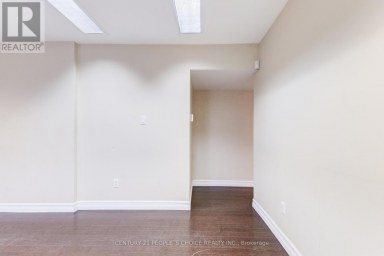 3042 KEELE STREET Toronto (Downsview-Roding-CFB) Ontario photo 13