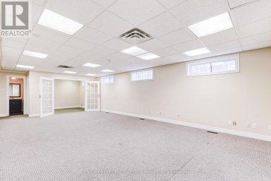 3042 KEELE STREET Toronto (Downsview-Roding-CFB) Ontario photo 37