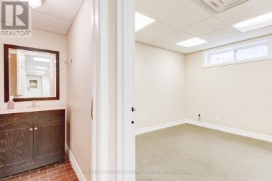 3042 KEELE STREET Toronto (Downsview-Roding-CFB) Ontario photo 43