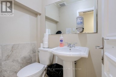 3042 KEELE STREET Toronto (Downsview-Roding-CFB) Ontario photo 49