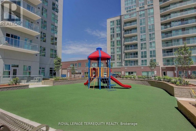 1207 - 2152 LAWRENCE AVENUE E, Toronto (Wexford-Maryvale), Ontario, M1R0B5