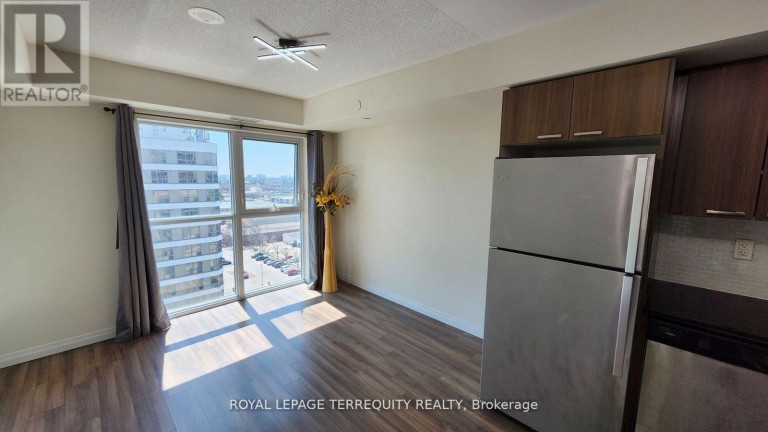 1207 - 2152 LAWRENCE AVENUE E, Toronto (Wexford-Maryvale), Ontario, M1R0B5