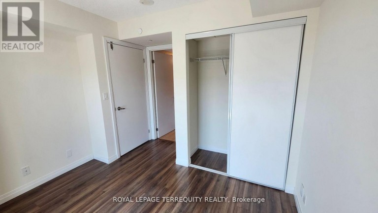 1207 - 2152 LAWRENCE AVENUE E, Toronto (Wexford-Maryvale), Ontario, M1R0B5