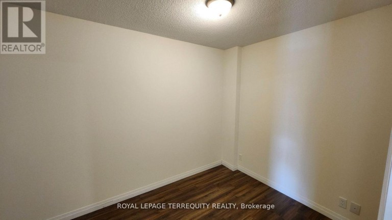 1207 - 2152 LAWRENCE AVENUE E, Toronto (Wexford-Maryvale), Ontario, M1R0B5