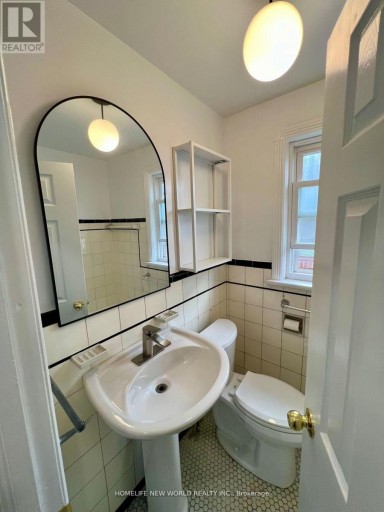 MAIN - 354 KANE AVENUE, Toronto (Keelesdale-Eglinton West), Ontario, M6M3P4