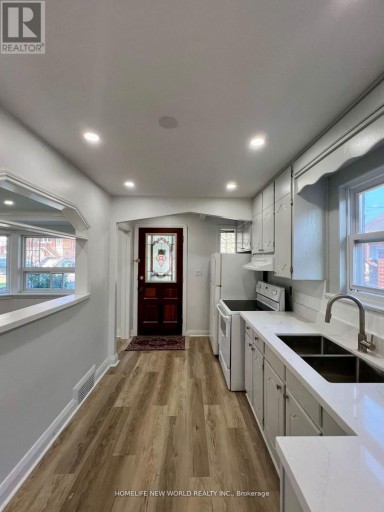 MAIN - 354 KANE AVENUE, Toronto (Keelesdale-Eglinton West), Ontario, M6M3P4