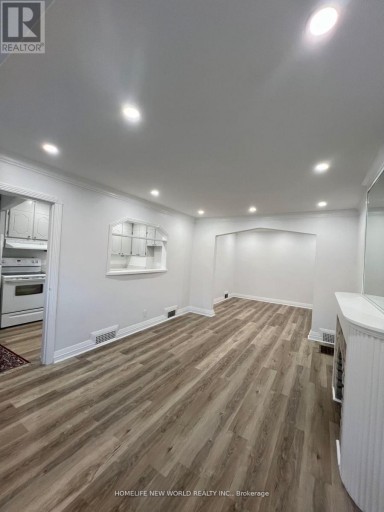 MAIN - 354 KANE AVENUE, Toronto (Keelesdale-Eglinton West), Ontario, M6M3P4