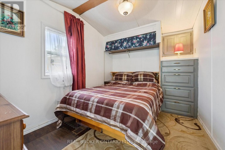 445 PINE PASS, Centre Wellington, Ontario, N1M2W5