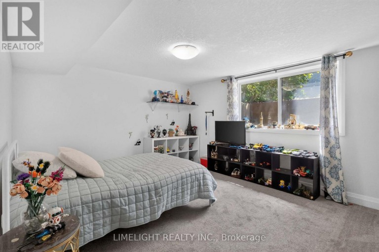 836 MANCHESTER ROAD, London North (North L), Ontario, N6H4J6