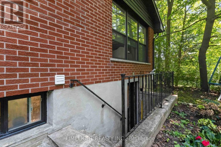 836 MANCHESTER ROAD, London North (North L), Ontario, N6H4J6