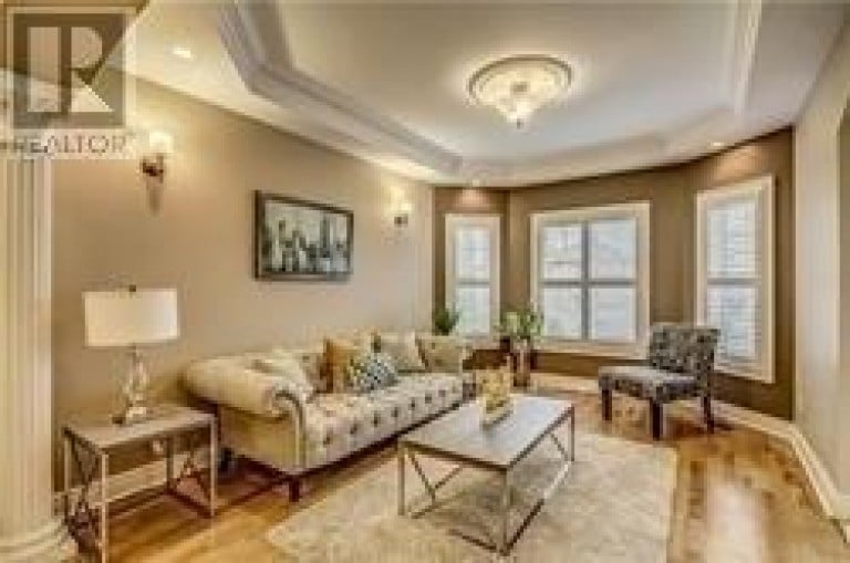 6 MIRROW COURT, Toronto (Highland Creek), Ontario, M1C4Y9