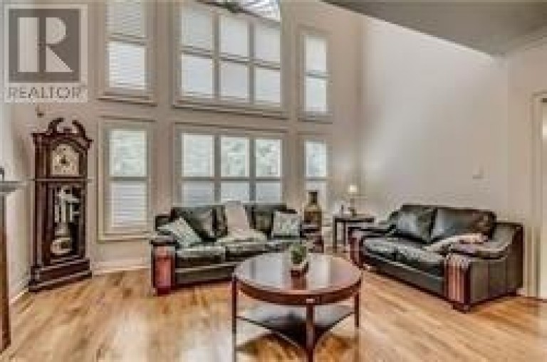 6 MIRROW COURT, Toronto (Highland Creek), Ontario, M1C4Y9