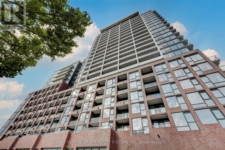 807 - 28 ANN STREET, Mississauga (Port Credit), Ontario, L5G3G1