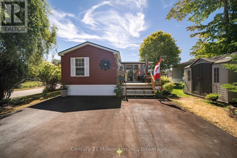 19 WHITE PINES TRAIL, Wasaga Beach, Ontario, L9Z1X7