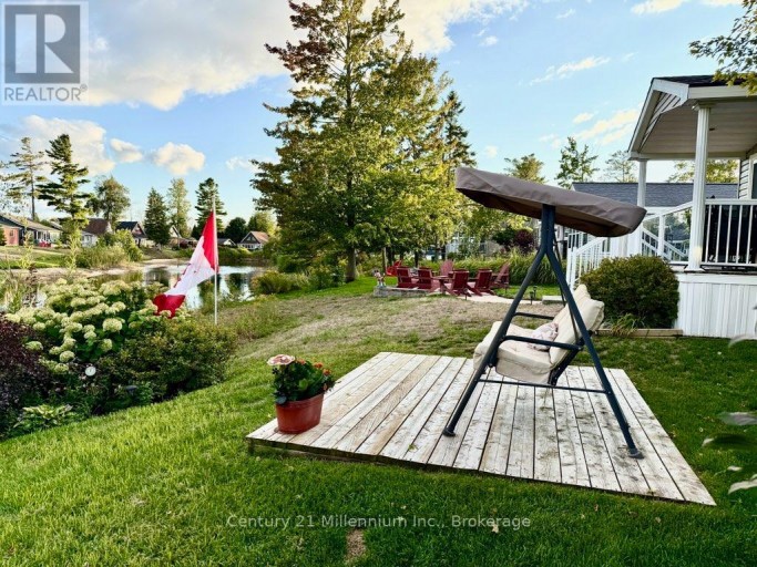 19 WHITE PINES TRAIL, Wasaga Beach, Ontario, L9Z1X7
