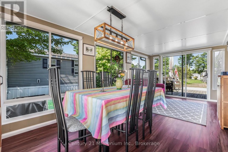 19 WHITE PINES TRAIL, Wasaga Beach, Ontario, L9Z1X7