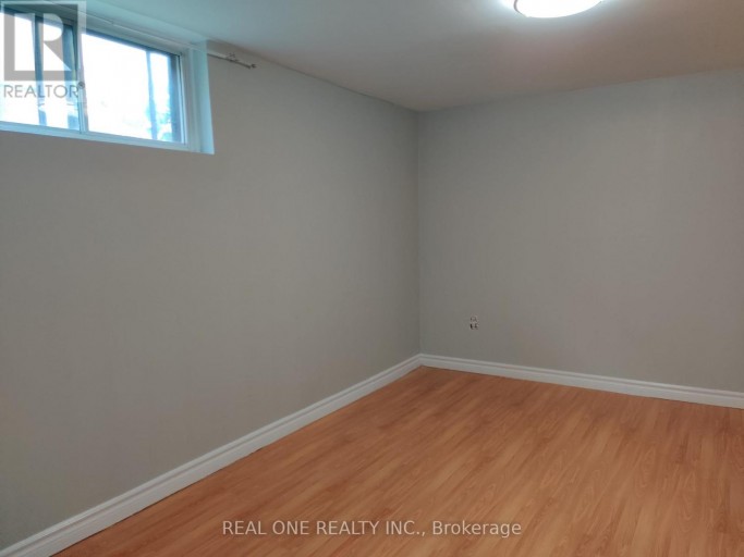 BASEMENT - 49 CORINTHIAN BOULEVARD, Toronto (L'Amoreaux), Ontario, M1W1B4