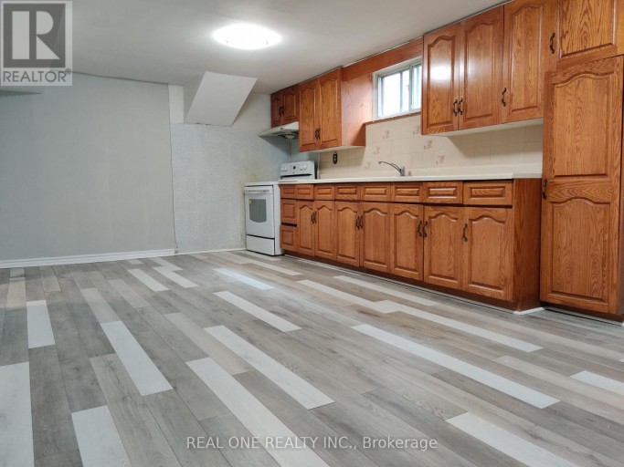 BASEMENT - 49 CORINTHIAN BOULEVARD, Toronto (L'Amoreaux), Ontario, M1W1B4
