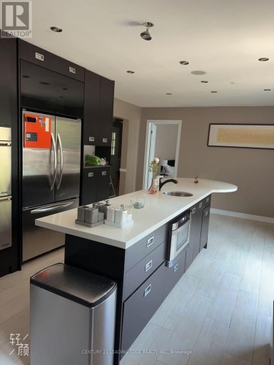 11 RAE CRESCENT, Markham (Unionville), Ontario, L3R2X8