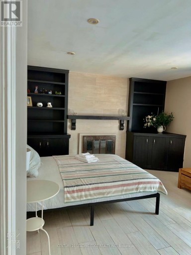 11 RAE CRESCENT, Markham (Unionville), Ontario, L3R2X8