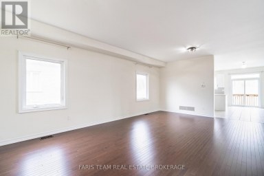 33 PEARL STREET Wasaga Beach Ontario photo 12