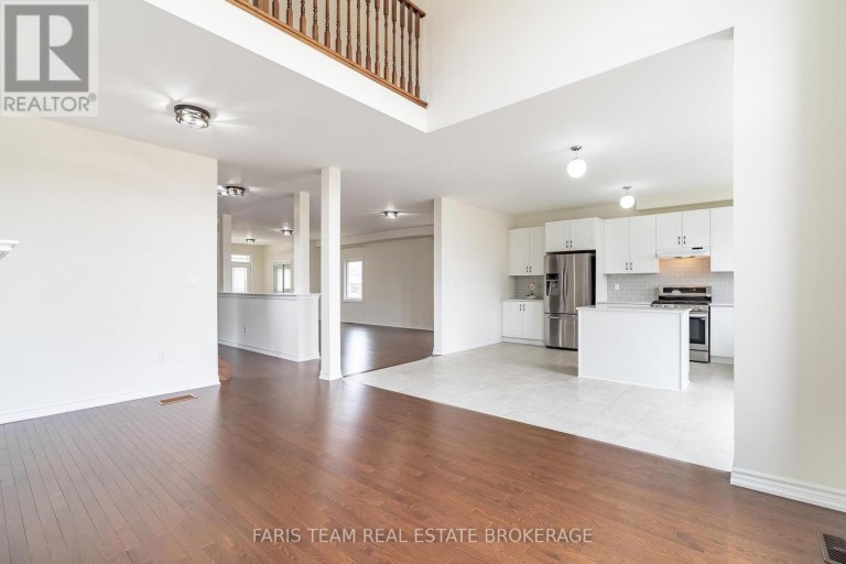 33 PEARL STREET, Wasaga Beach, Ontario, L9Z0G9