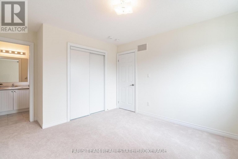 33 PEARL STREET, Wasaga Beach, Ontario, L9Z0G9