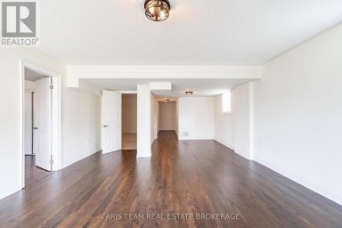 33 PEARL STREET Wasaga Beach Ontario photo 38