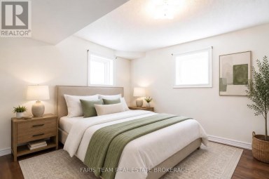 33 PEARL STREET Wasaga Beach Ontario photo 40