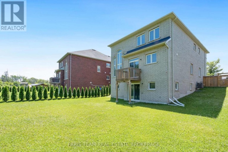 33 PEARL STREET, Wasaga Beach, Ontario, L9Z0G9