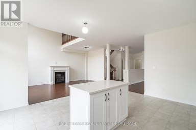 33 PEARL STREET Wasaga Beach Ontario photo 8
