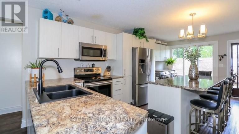 201 - 43 OLIVE CRESCENT, Orillia, Ontario, L3V7M8