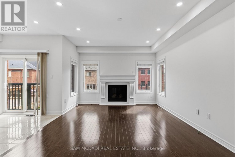 UPPER - 26 MONTPELIER STREET, Brampton (Brampton West), Ontario, L6Y6A6