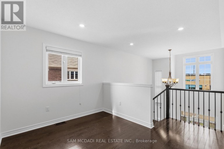 UPPER - 26 MONTPELIER STREET, Brampton (Brampton West), Ontario, L6Y6A6