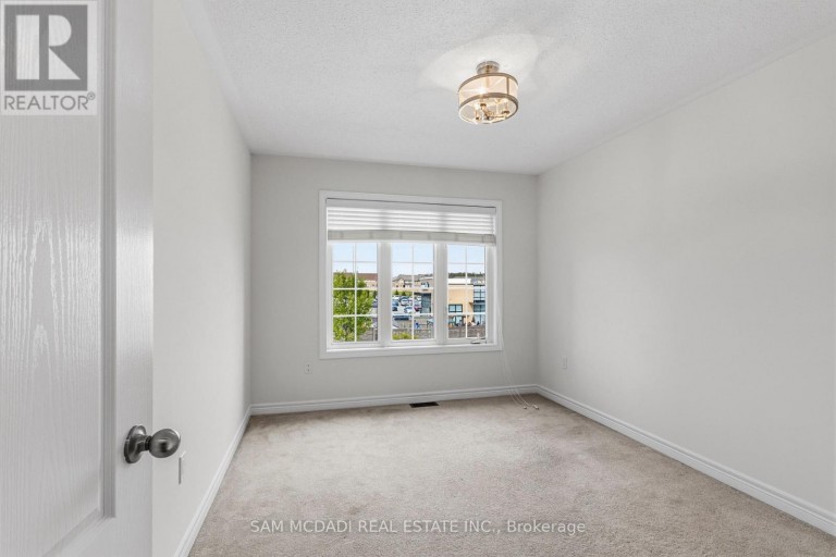 UPPER - 26 MONTPELIER STREET, Brampton (Brampton West), Ontario, L6Y6A6