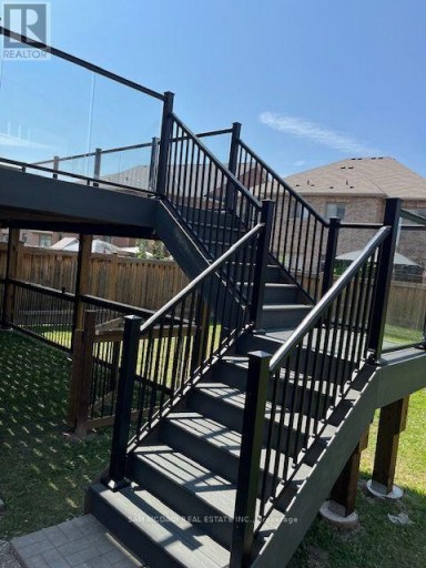 UPPER - 26 MONTPELIER STREET, Brampton (Brampton West), Ontario, L6Y6A6